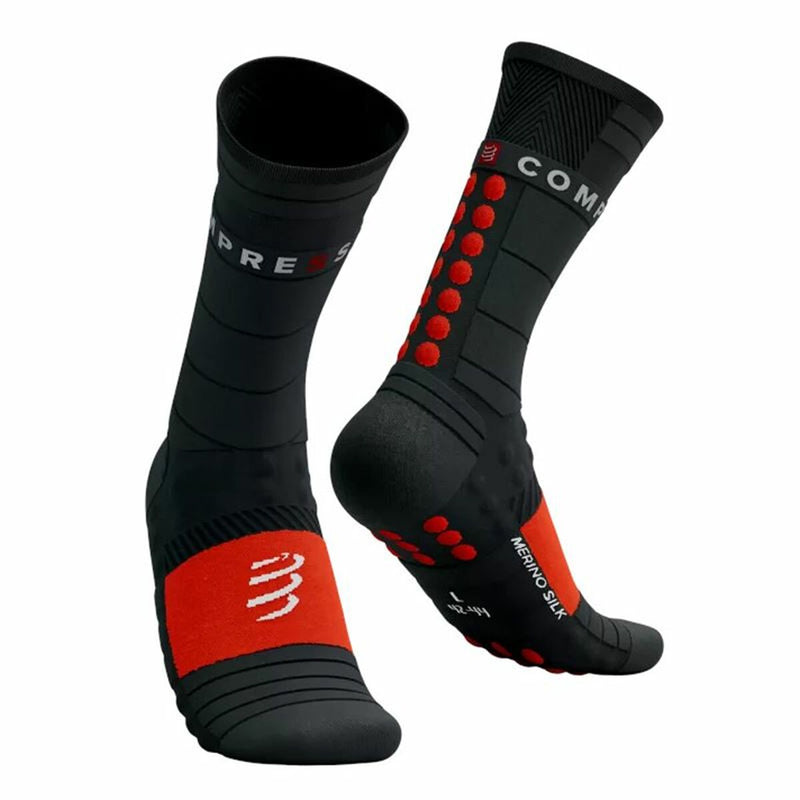 Chaussettes de sport Compressport Pro Racing rouge noir